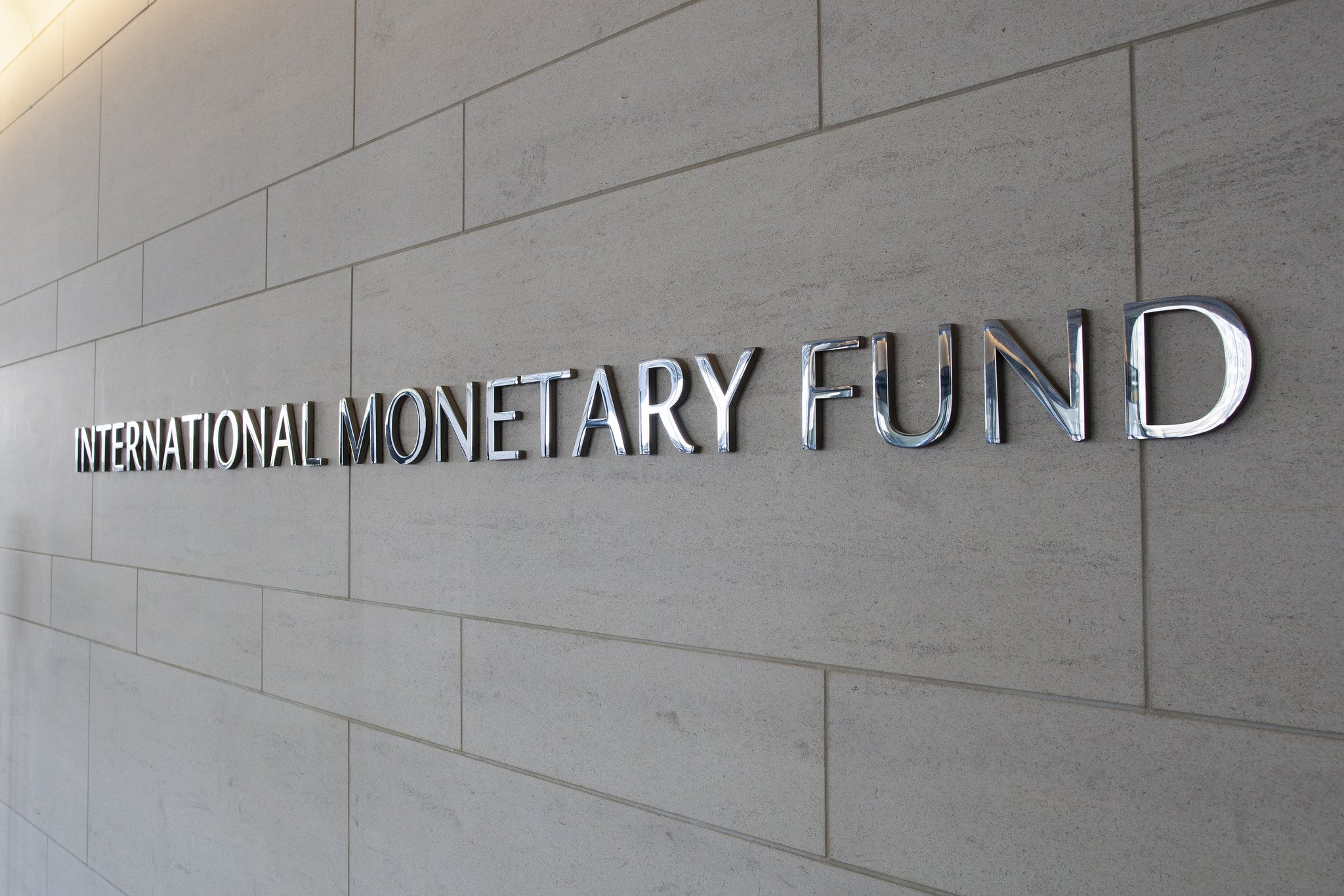 IMF showers praises over policy response