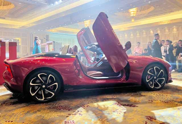 MG gave its Cyberster all-electric roadster 'scissor' doors that dramatically open upward.