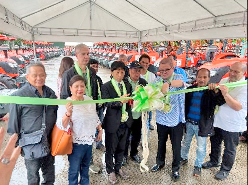 Japan turns over agri machinery for Bacolod sugarcane farmers