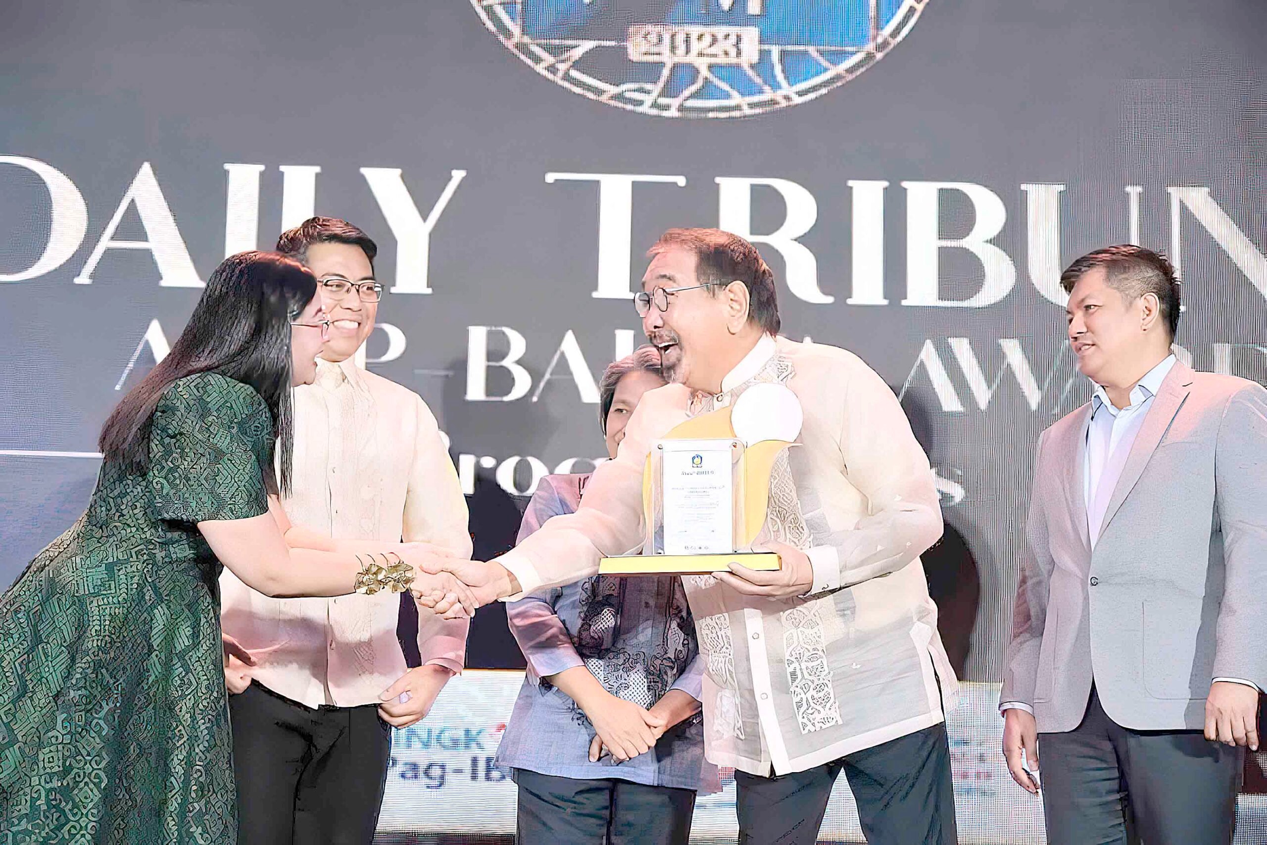 Daily Tribune shines bright at Pag-IBIG media awards