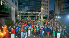 In historic collab, ABS-CBN X-mas station ID features GMA, TV5, A2Z