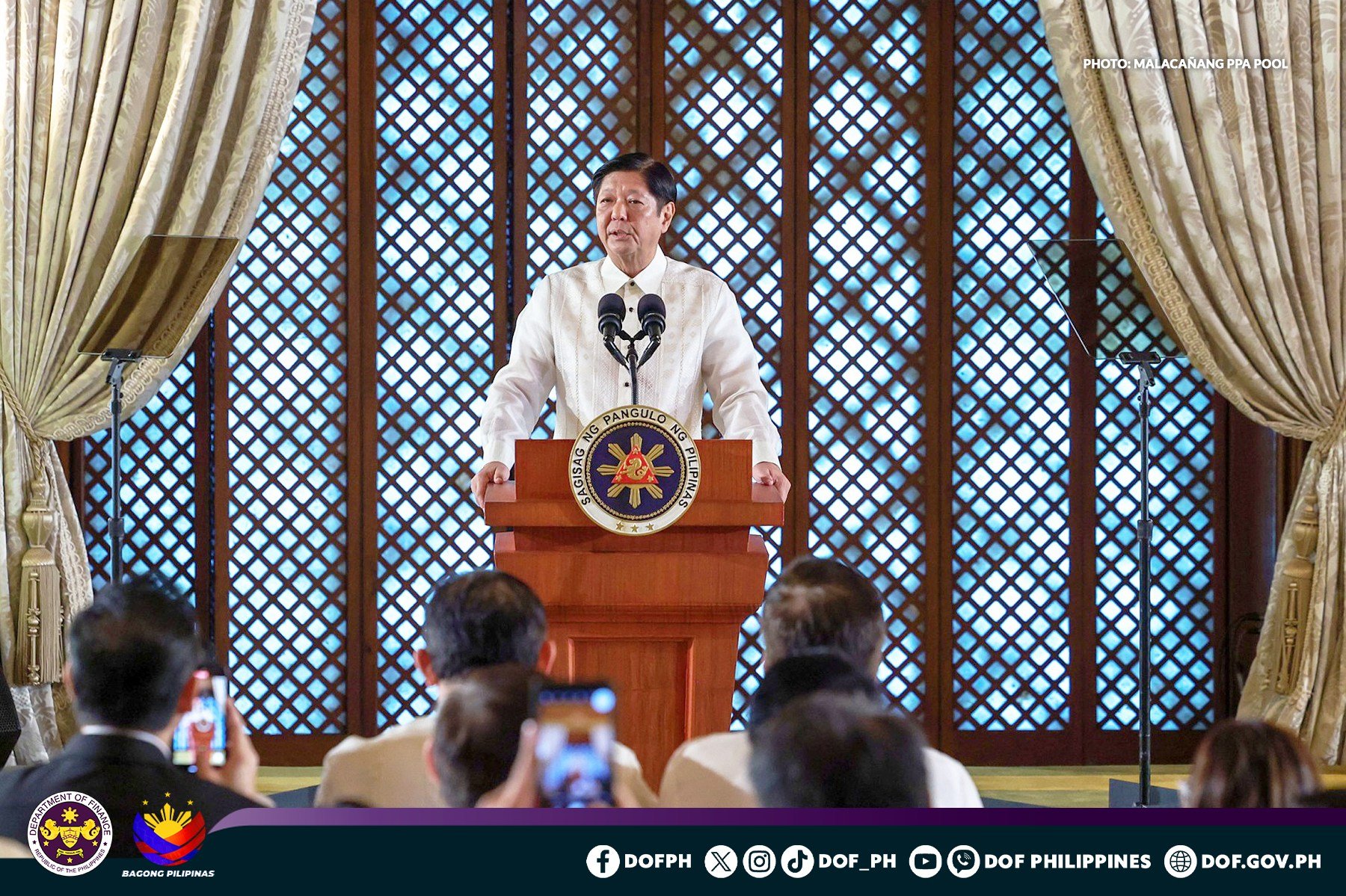 Photograph courtesy of Department of Finance
Renewal of annual social contract with taxpayers promises full rebate of taxes paid, according to the gist of the address of President Ferdinand R. Marcos Jr. during the recent signing of the P5.8-trillion 2024 national budget.