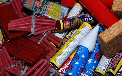 Firecrackers injure two in Puerto Princesa