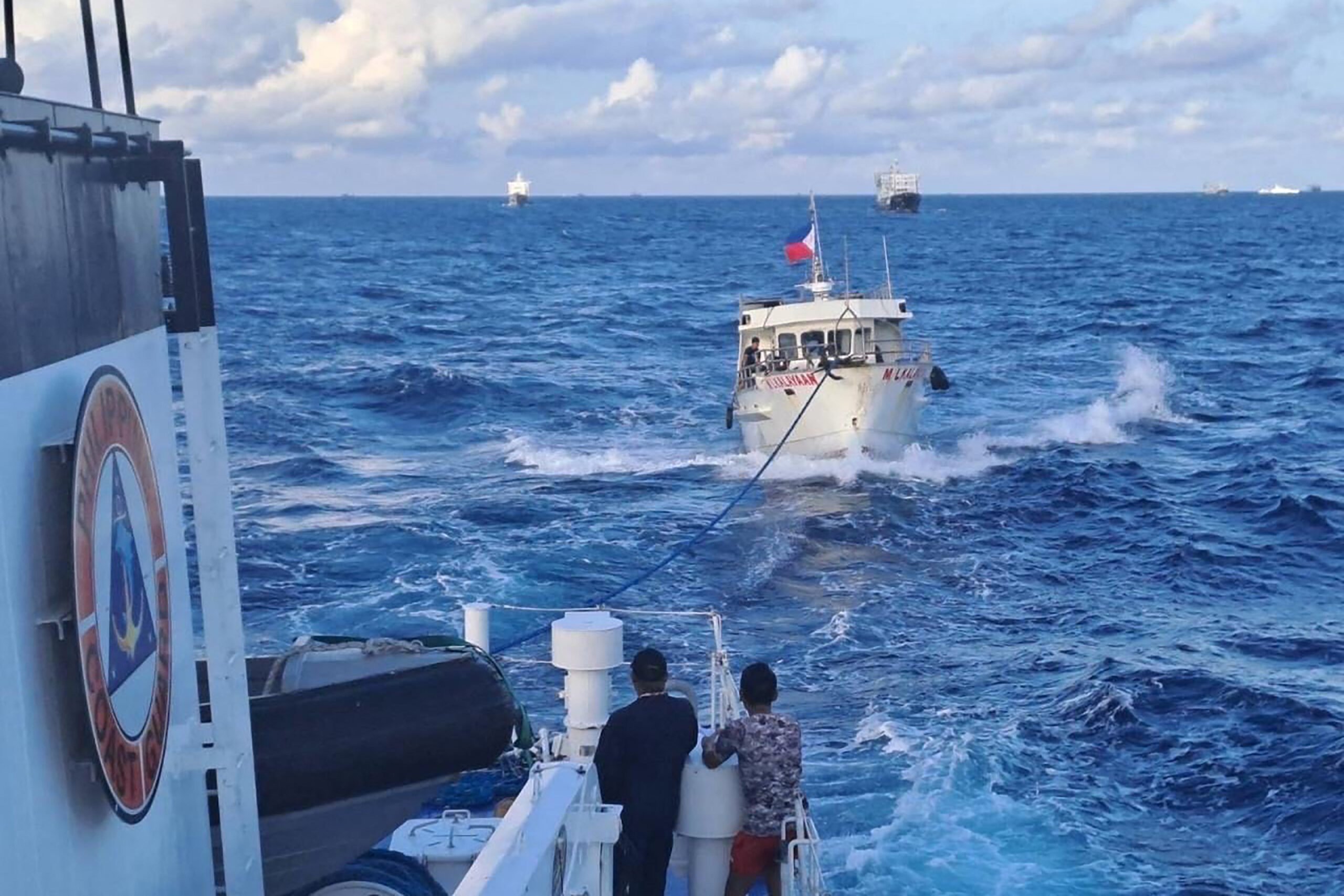 AFP-WesCom chief also hurt
in China Coast Guard attack