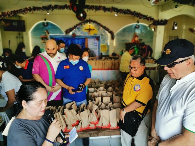 RCM’s Community Corps Committee feeds 400in Cupang, Muntinlupa