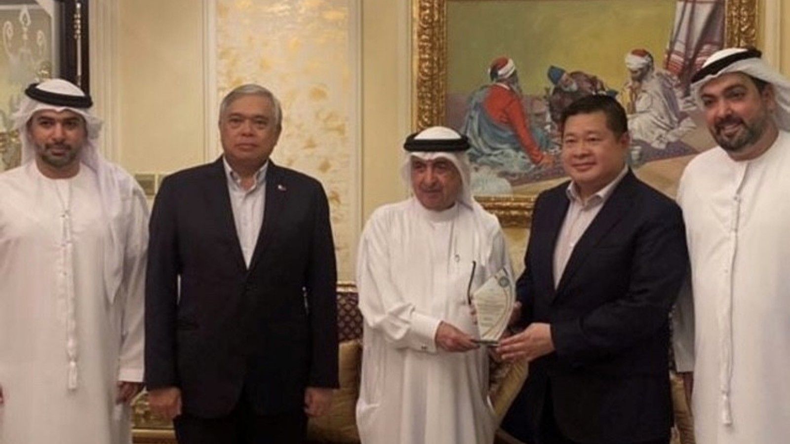 Phl supermarket owner in Dubai honored by business, diplomatic contingents