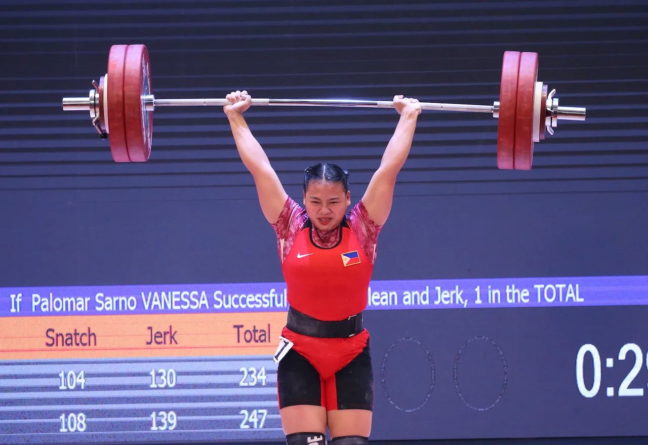 Sarno, Macrohon miss out on IWF Grand Prix II podium