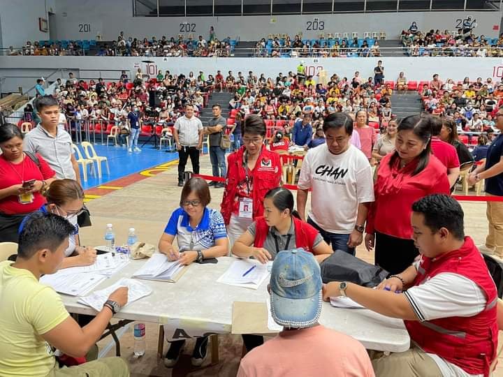 Lapu-Lapu City fire victims receive P15.9-M worth of aid from DSWD