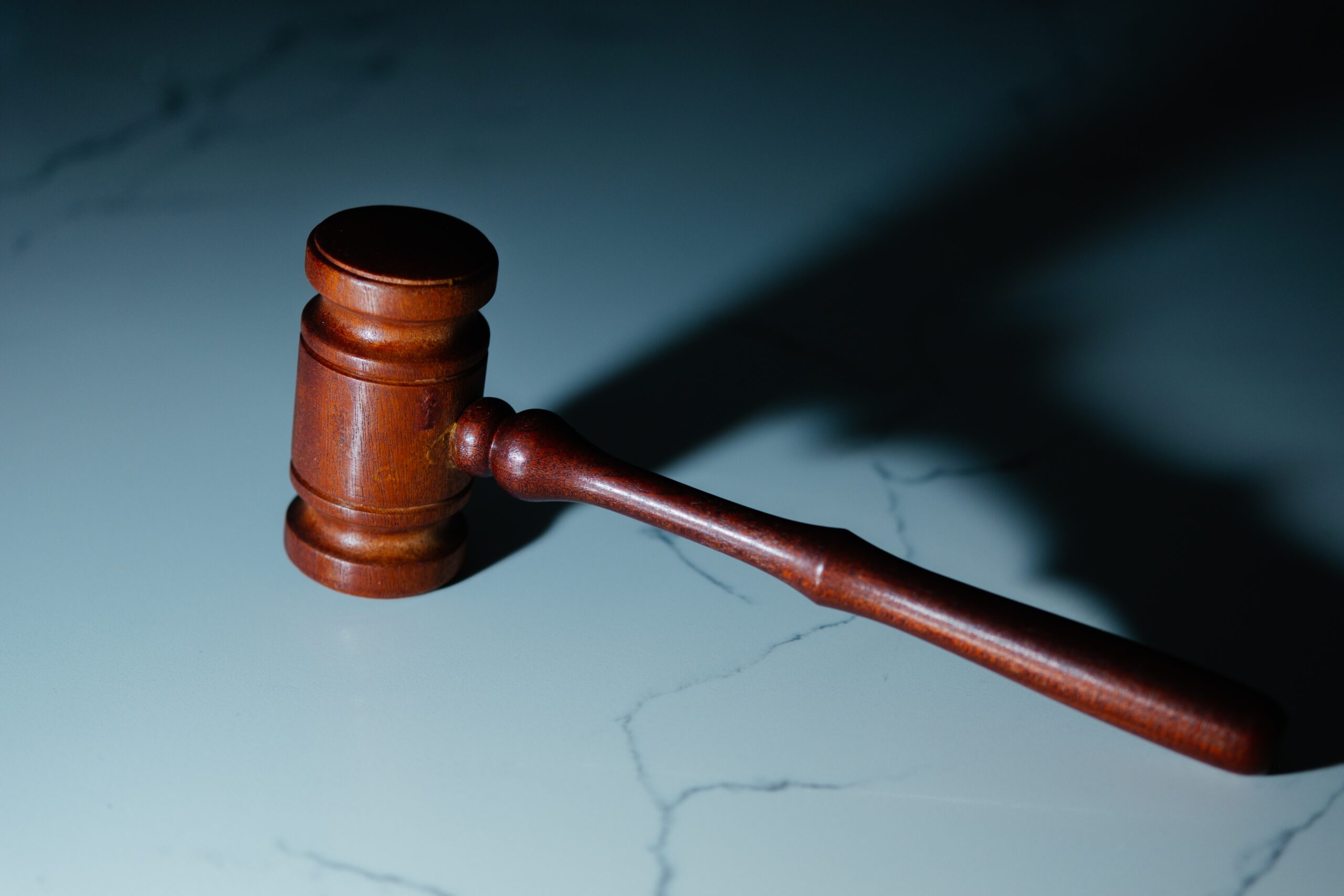 Court dismisses estafa raps vs Joson, et al