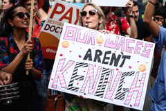 England doctors start longest walkout
