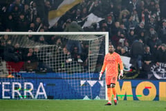 ‘Stand up to racism’ says AC Milan keeper Maignan