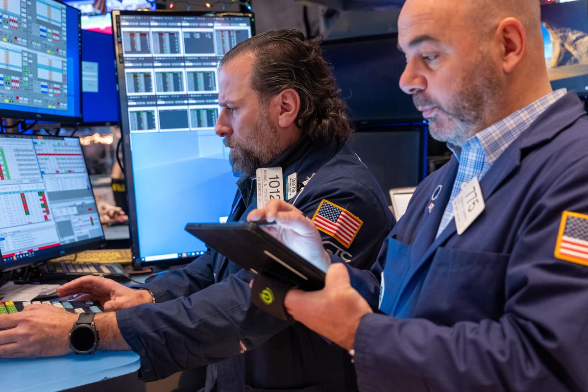 Glitch halts PSE morning trade