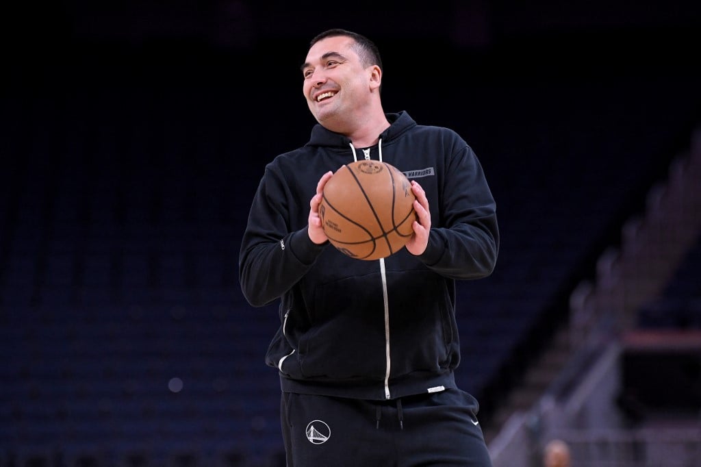 Warriors game at Utah postponed after medical emergency for coach