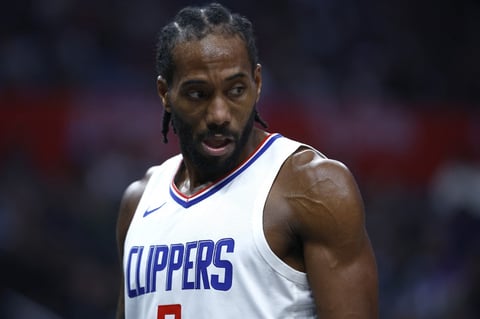 Kawhi trade to Raptors on hold amid ongoing salary investigation
