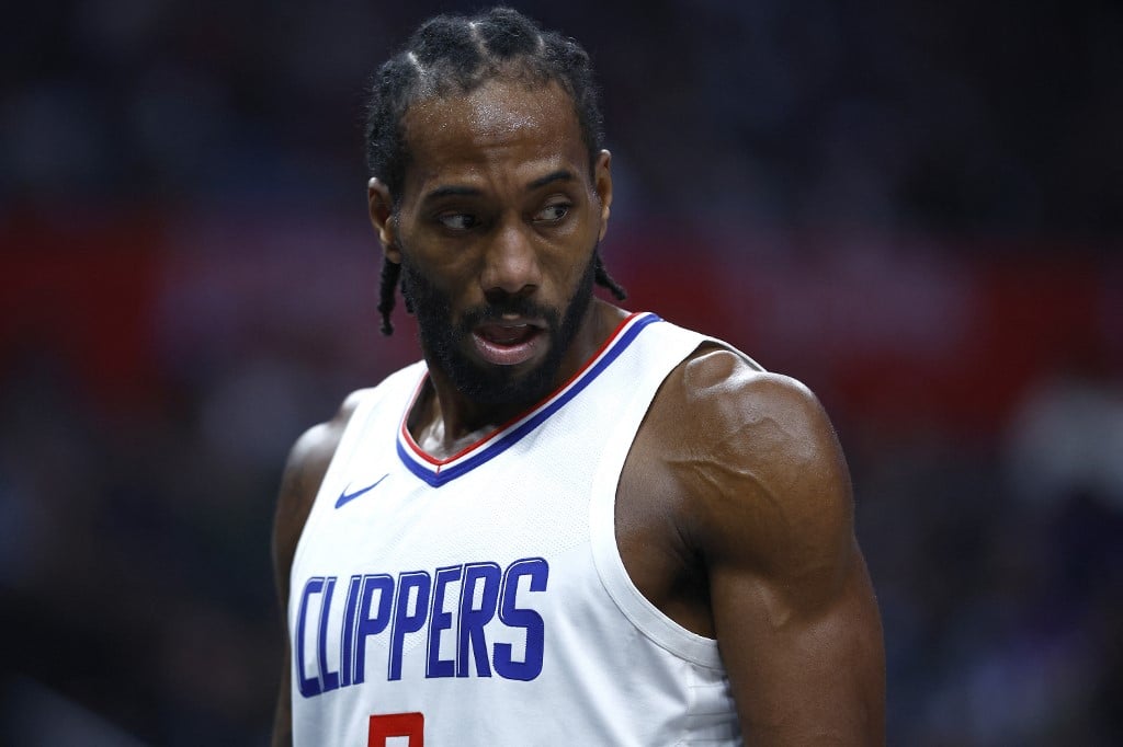 Kawhi trade to Raptors on hold amid ongoing salary investigation