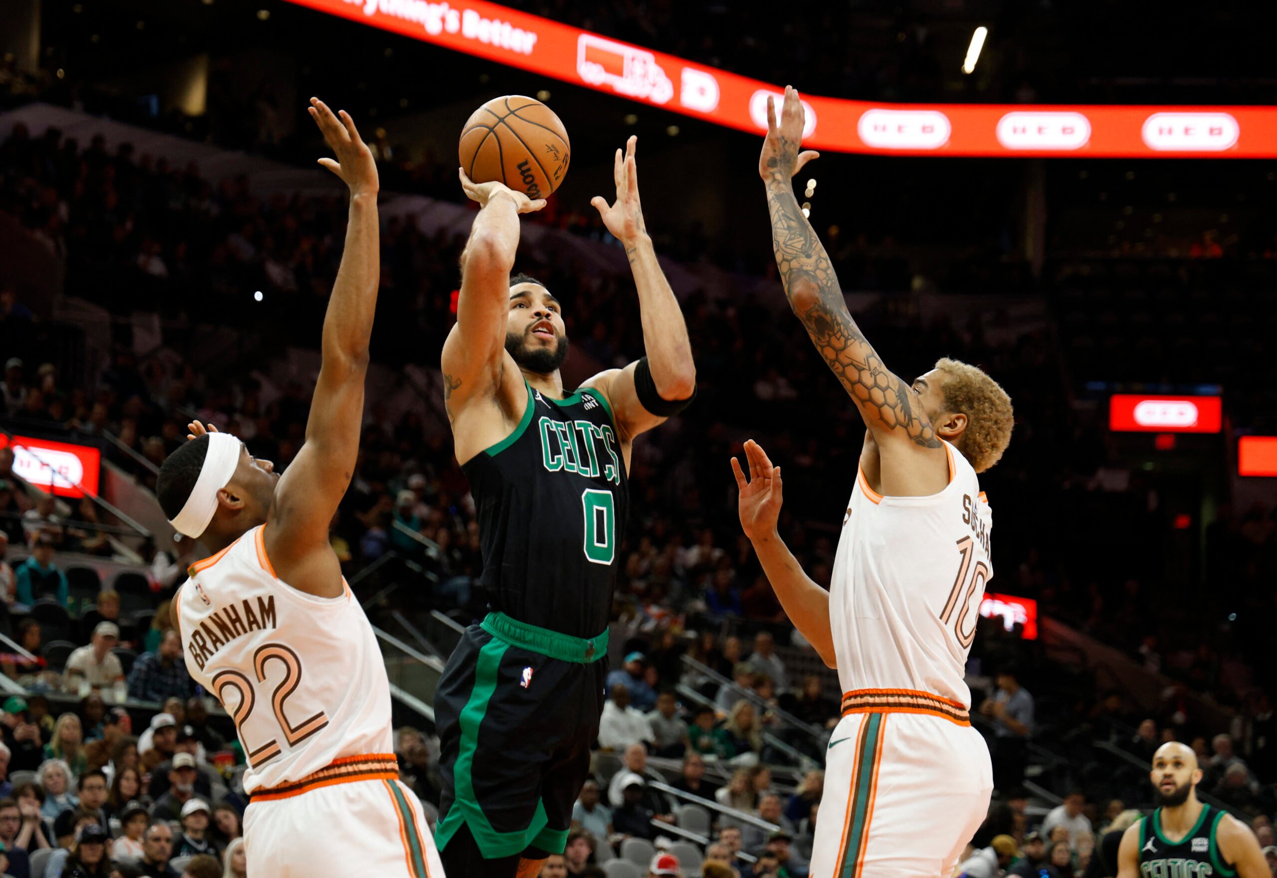 Celtics spank Spurs