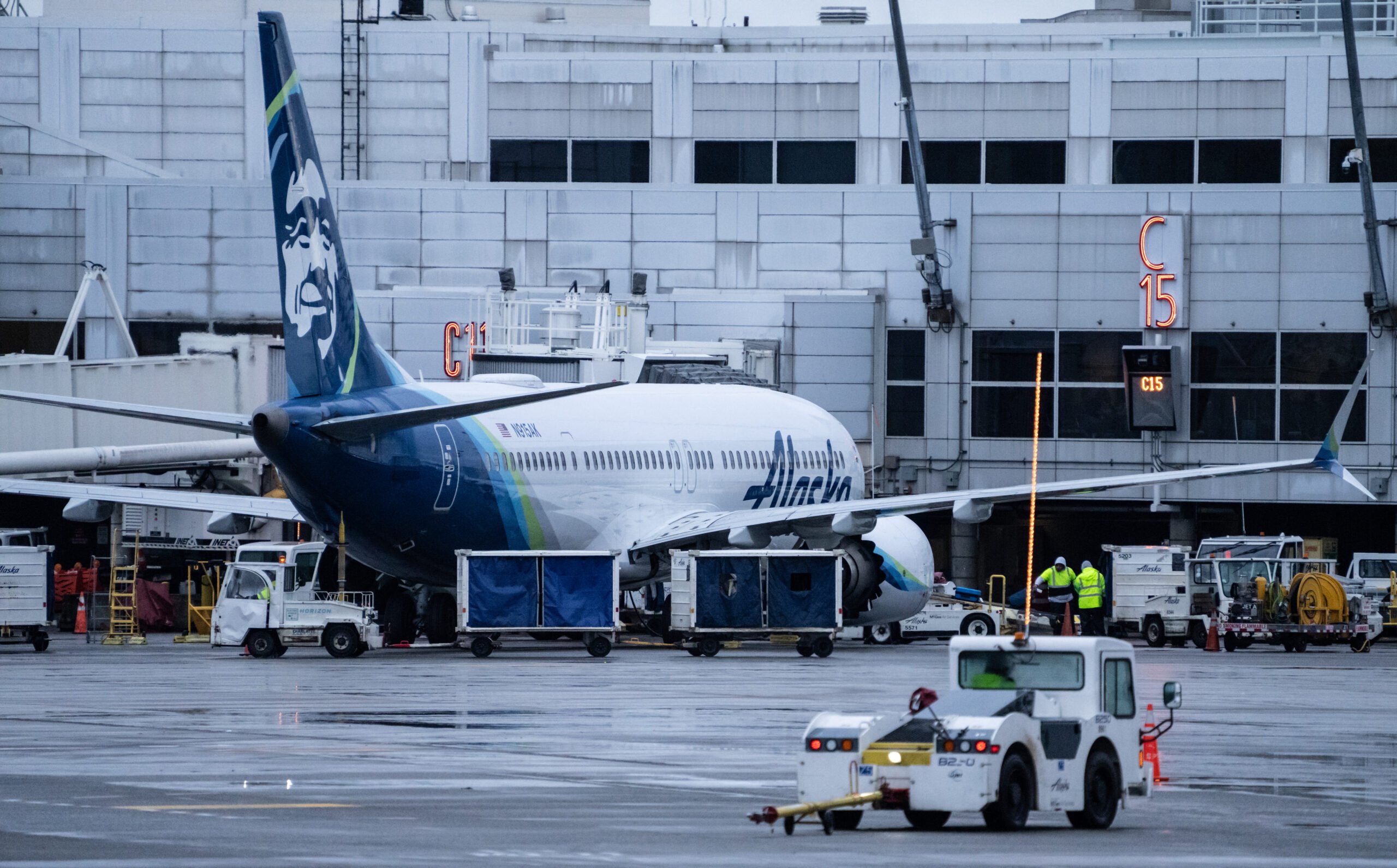 Regulators order inspections on some Boeing MAX 9 planes after emergency