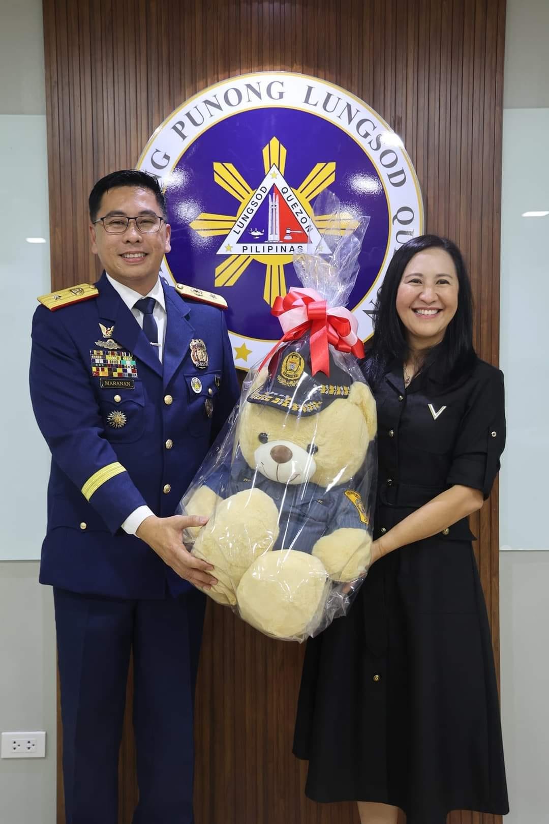 QCPD commits to ‘serve and protect Qcitizens’ in New Year courtesy call to Mayor Belmonte