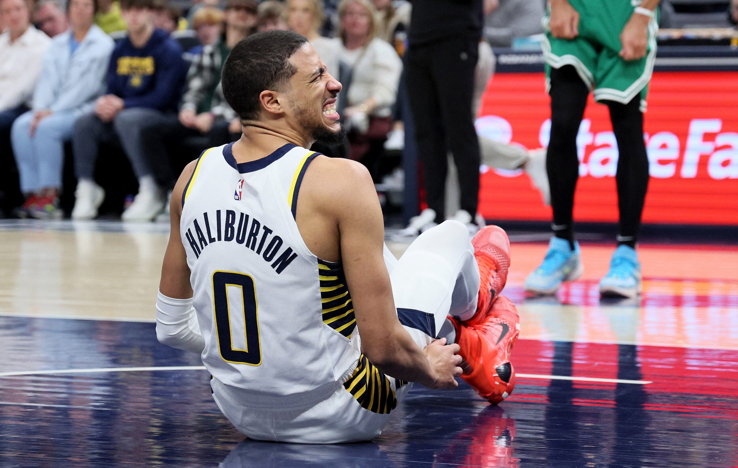 Crippled Pacers shock Celtics