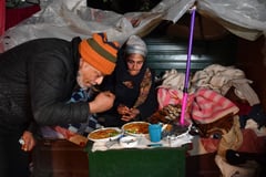 ‘Restaurant of Love’ helps feed Tunis homeless