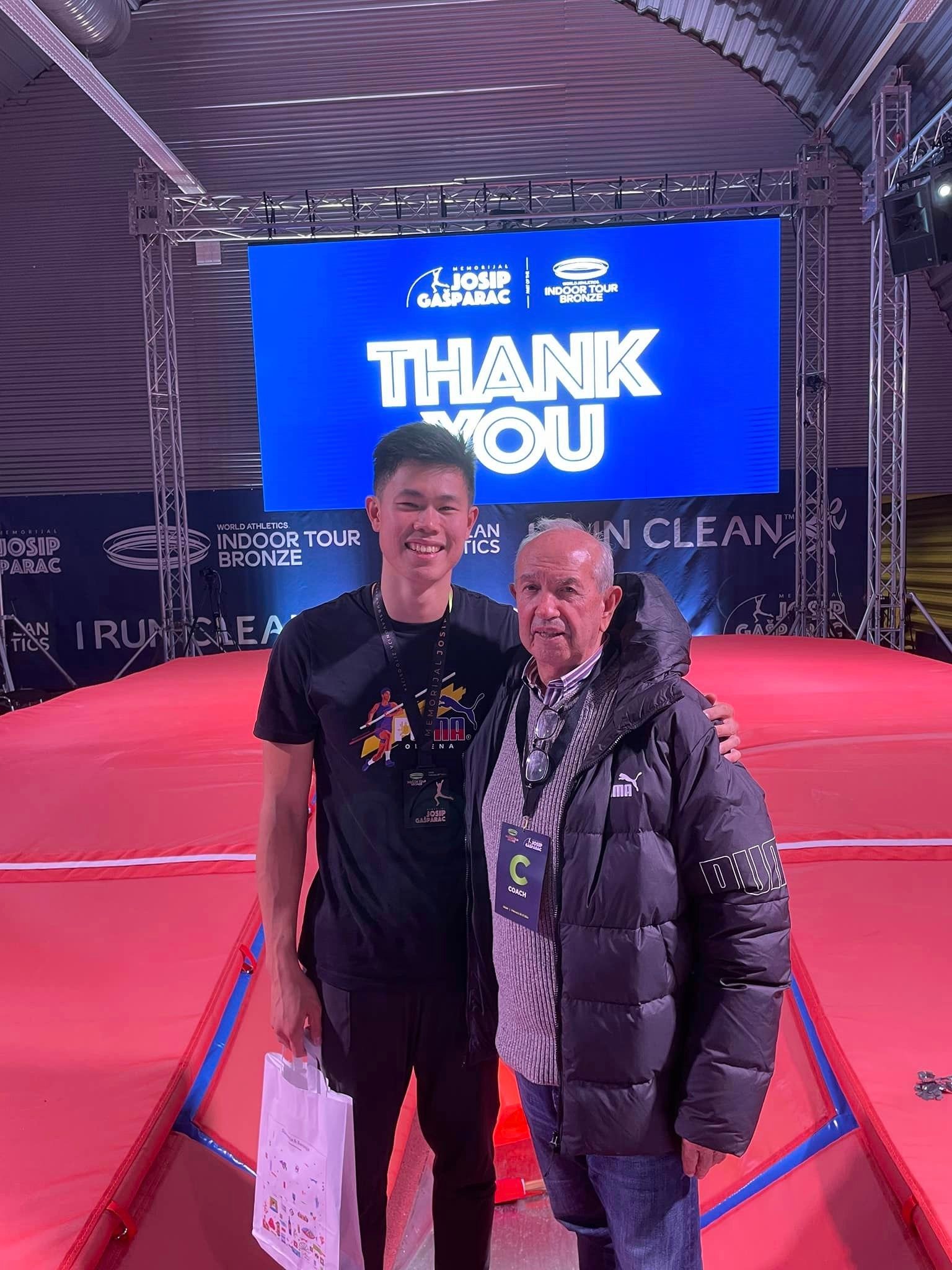 Obiena starts indoor season with gold medal