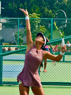 Alex keeps winning form
