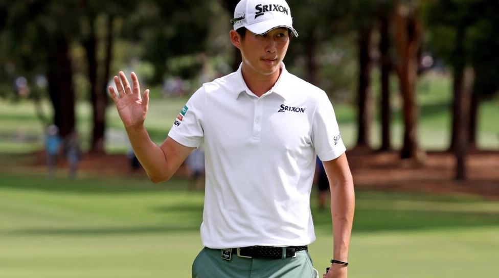 Hoshino fires 68, wins Qatar Masters titles