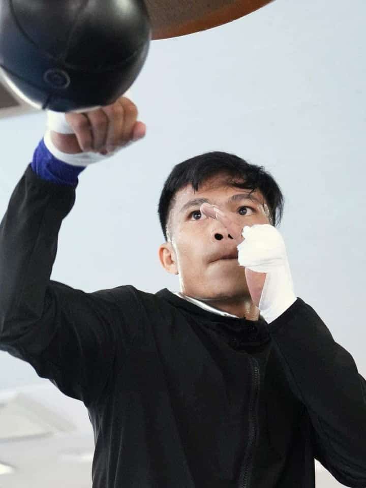 (FILE) PHOTOGRAPH COURTESY OF VIVA PROMOTIONS
A WIN by Jerwin Ancajas against Takuma Inoue in their WBA bantamweight title fight in Tokyo this Saturday could lead to a huge fight down the road.
