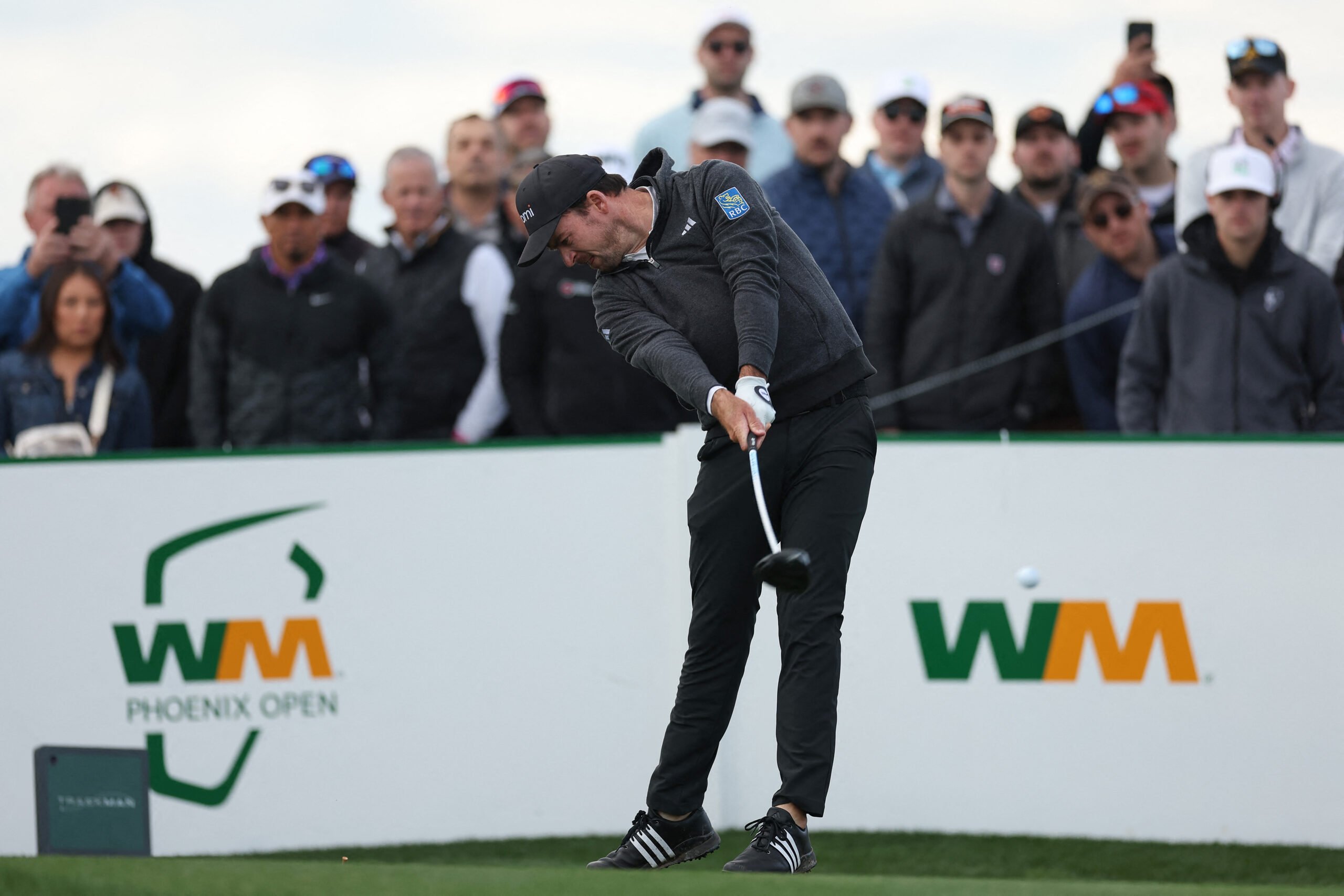 Taylor, Novak lead Phoenix Open