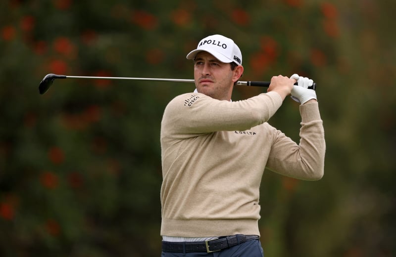 Cantlay holds two-stroke lead