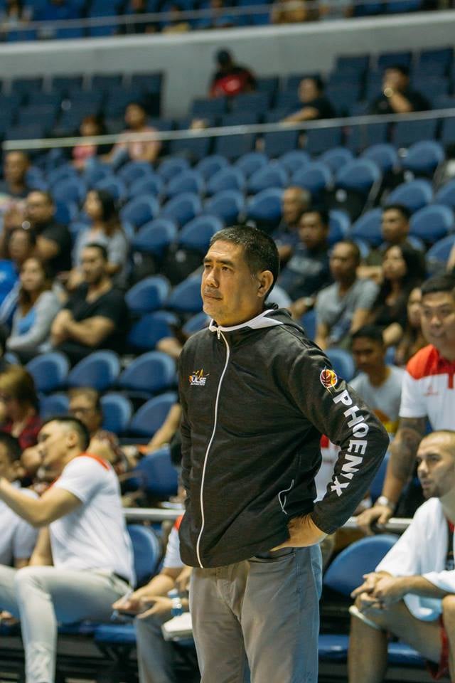EAGLES LAND AN ACE