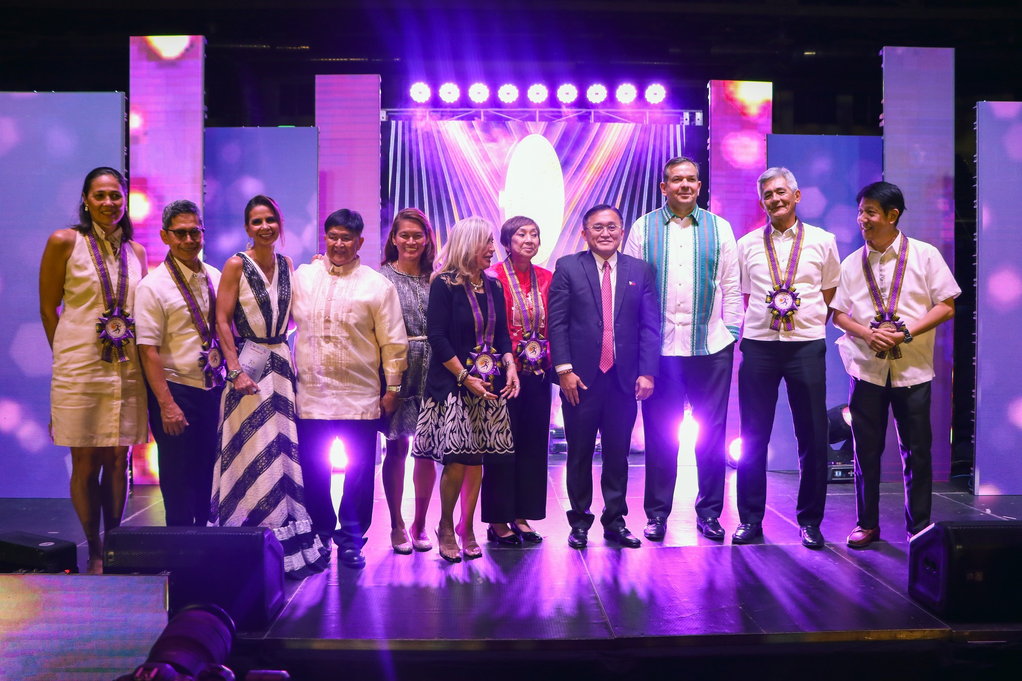 Bachmann salutes Filipina athletes