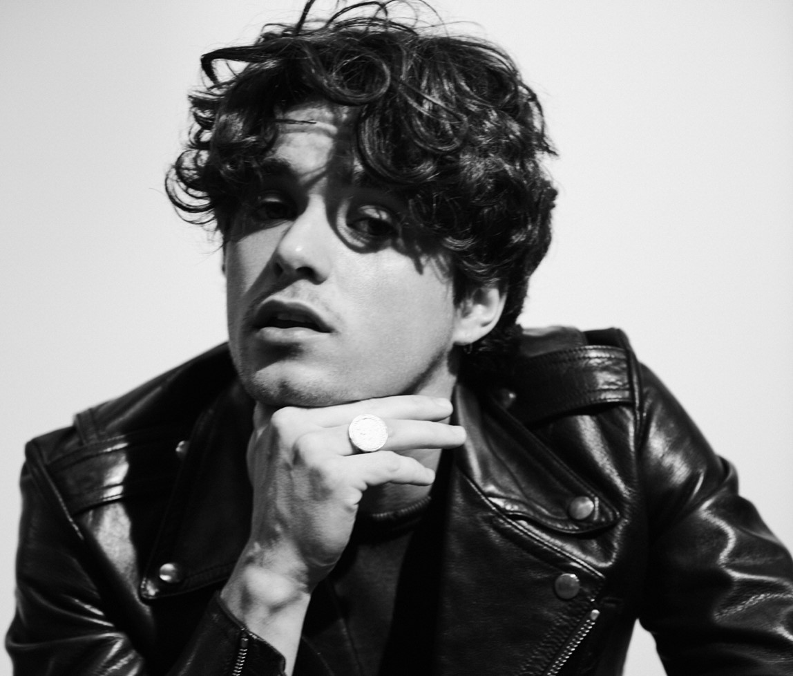 Bradley Simpson drops debut single ‘Cry At The Moon’