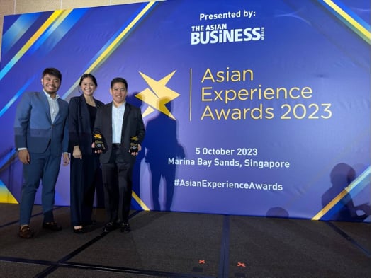 RECEIVING the awards are (from left) Nathaniel de Jesus, marketing manager, Shell Fleet Solutions Philippines; Rachel Icasiano, customer experience manager, Shell Fleet Solutions Philippines; and Christopher Alli, country business manager, Shell Fleet Solutions Philippines. | Photograph courtesy of Shell Pilipinas