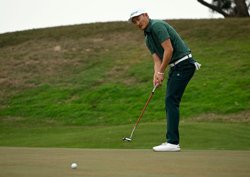 Li edges ahead of LIV golfers