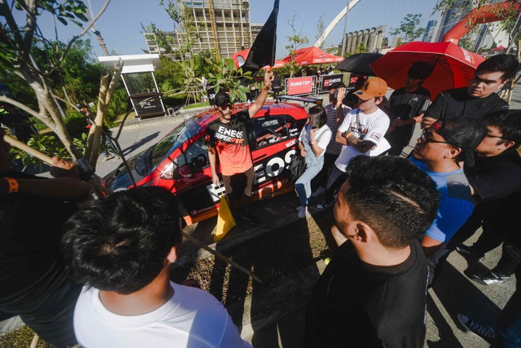 NOVICE drivers' briefing with Mike Mamiit.
