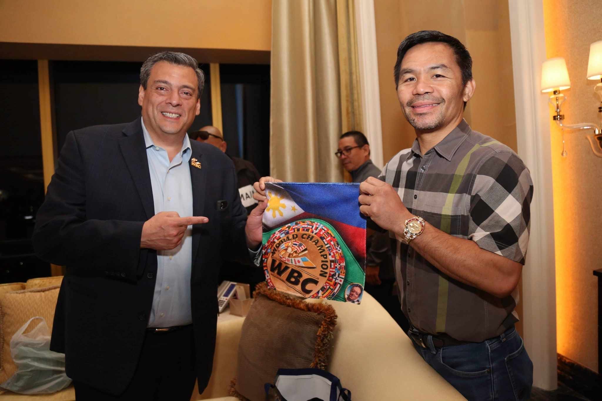Sulaiman backs planned Pacquiao comeback