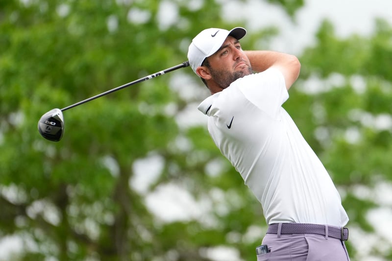 Scheffler, four others share lead
