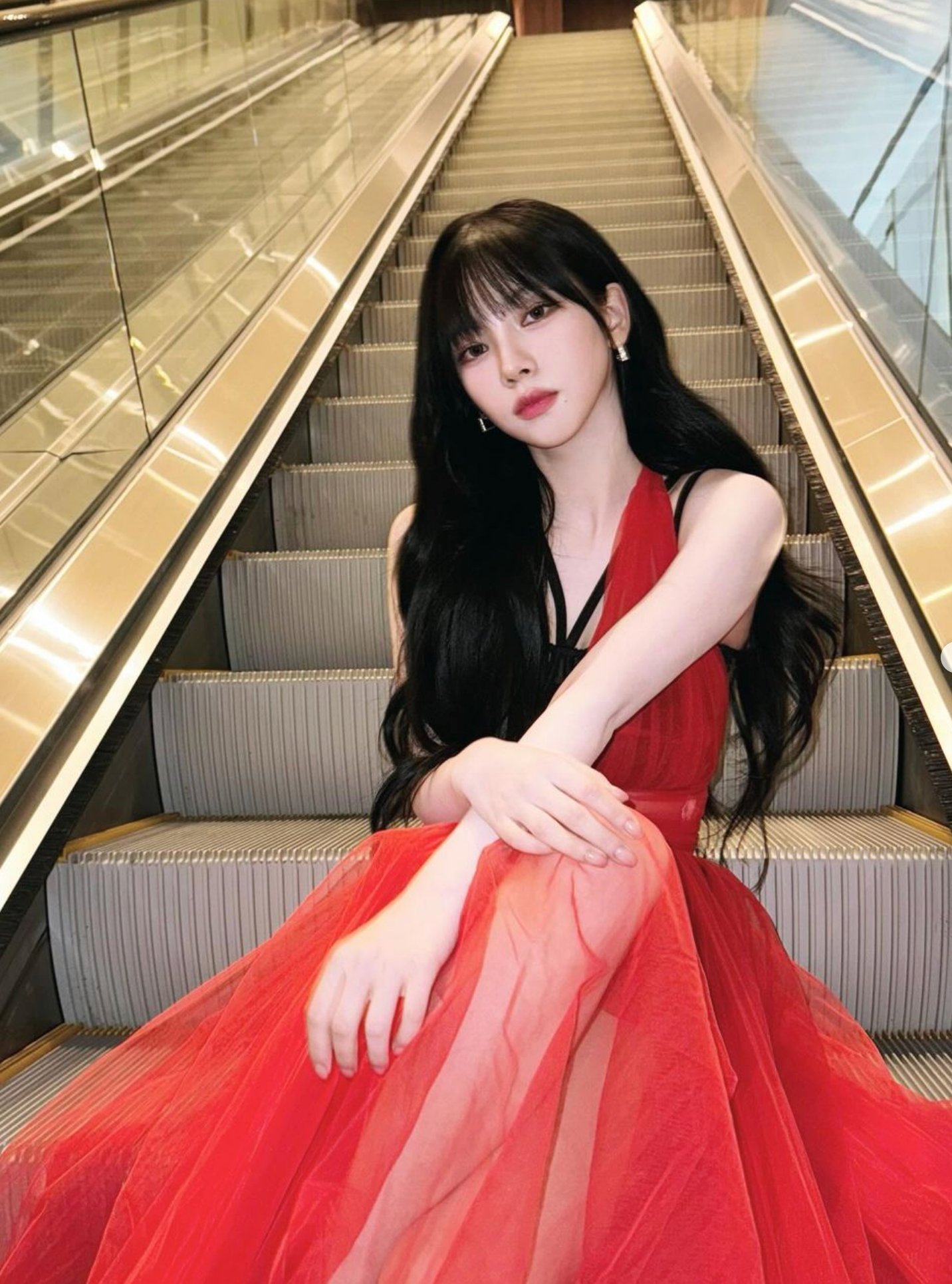 Love is in the air for Lee Jae-Wook, aespa’s Karina