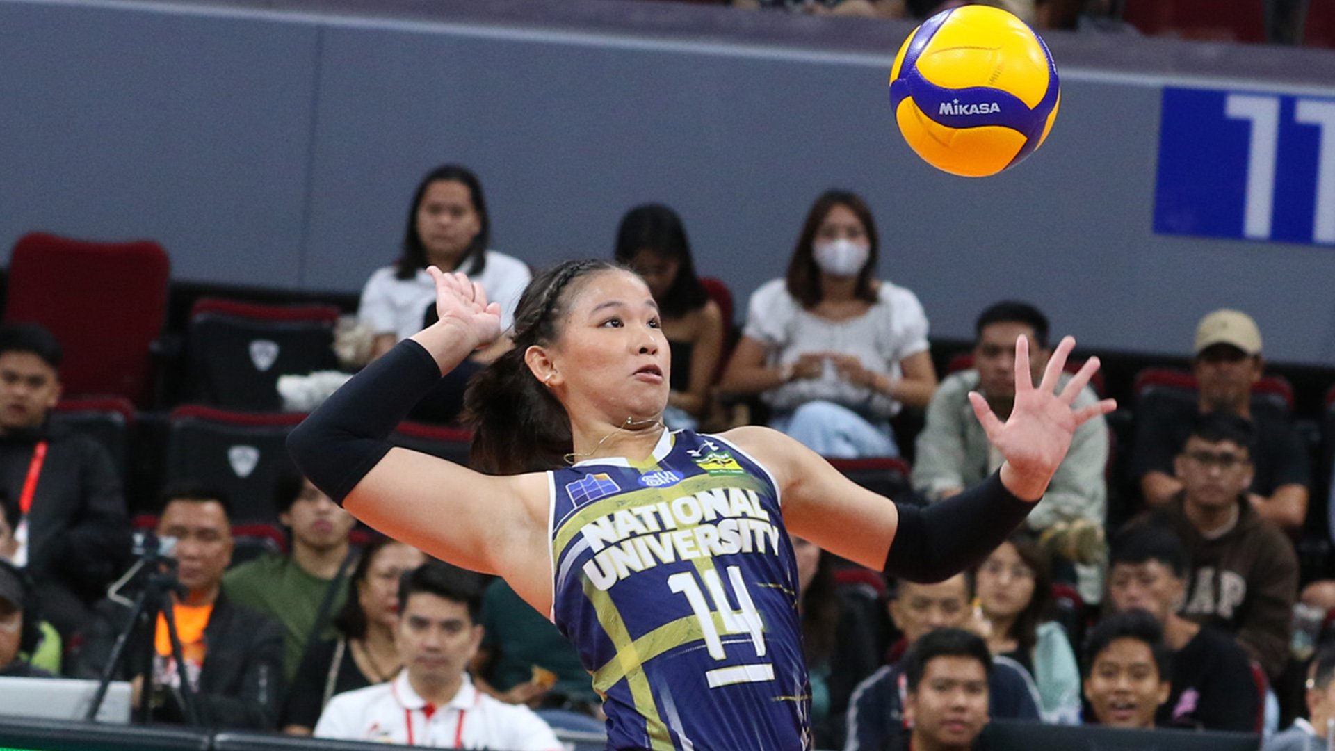 Lady Bulldogs maul Lady Warriors