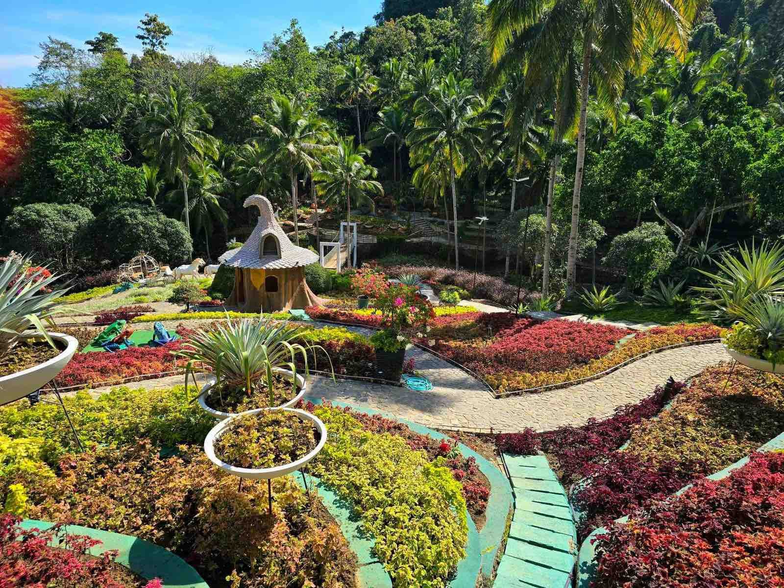 A Cebu weekend with the Loops, M Lhuillier’s Michel and Vivant’s Arlo Sarmiento