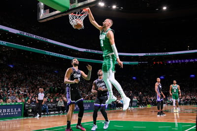 Celtics hold off Fox, Kings