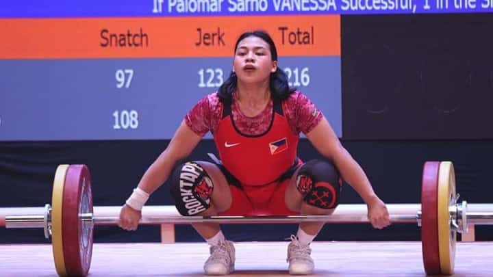 Vanessa Sarno comes up with a strong showing to boost her chances of making the 2024 Paris Olympics.