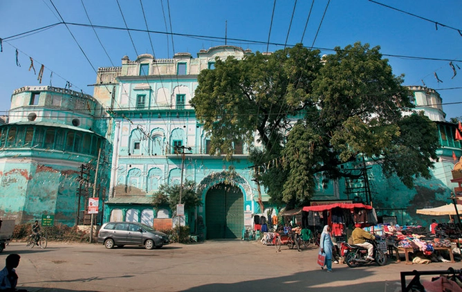 Rs 100 crore <br />
Raj Mahal, a French style palace in Faridkot