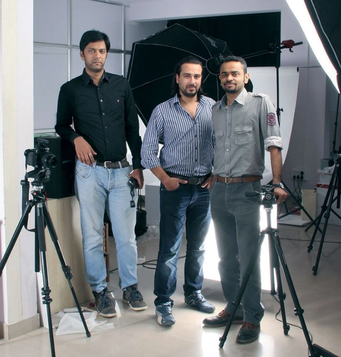 (l-R) Archit Arya, Ankit Asthana, and Parkal Suhas Kamath,co-founders, Eye and buy retail