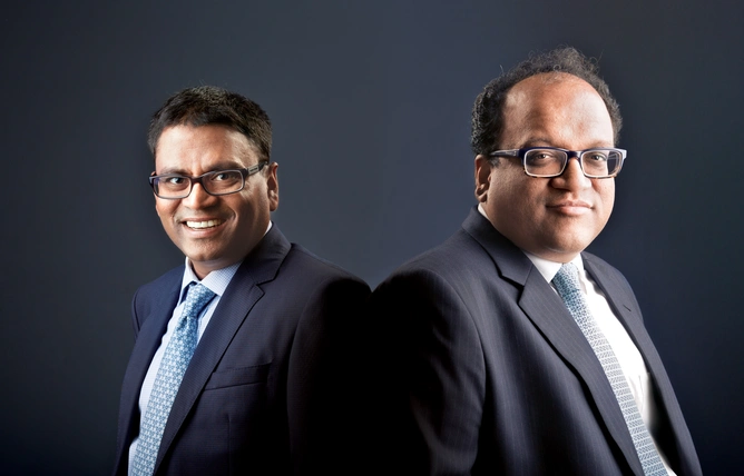 Manish Goenka (left) and Aditya V. Agarwal, directors of Emami Group.&nbsp;