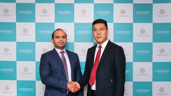 Adeeb Ahamed, MD, Tablez and Xie Wen Liang, co-founder and GM of YOYOSO.