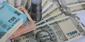 Centre's gross tax revenue up 34% to ₹27.07 lakh crore in FY22