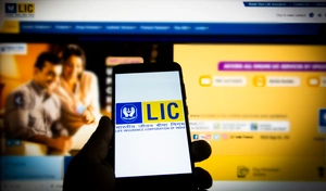 LIC listing: Stock fall 8% after historic IPO; investors lose ₹46,000 cr