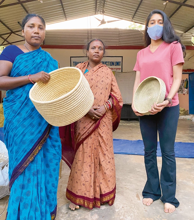 Princess Akshita M. Bhanjdeo of Mayurbhanj with tribal artisans (top). Bags, coasters, and accessories made from colourful local sabai straw, which often use tribal dokra metalwork.